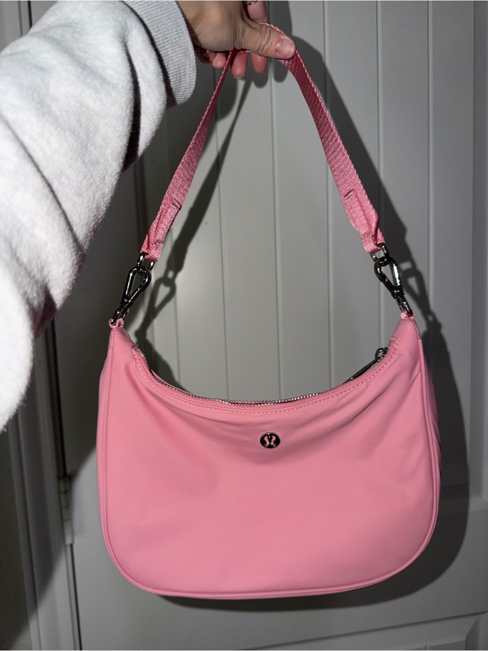 Lululemon pink shoulder bag